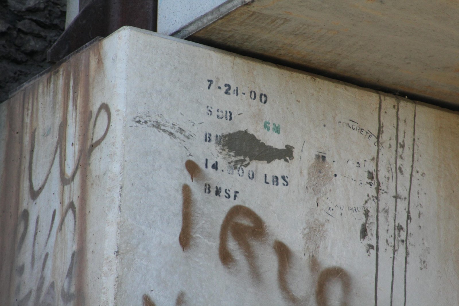 Date on north track span